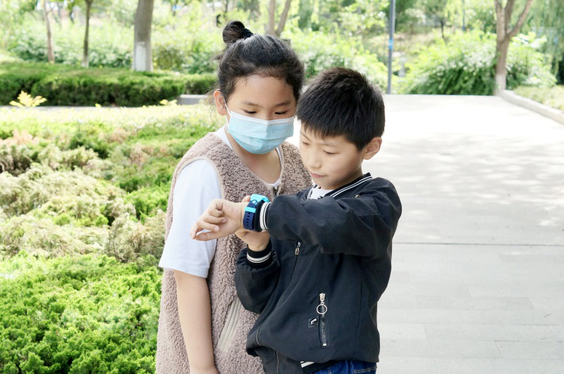 360儿童手表9x功能,3609x儿童手表测评