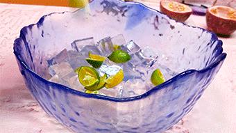 夏天最简单的百香果凉粉,火龙百香果凉粉