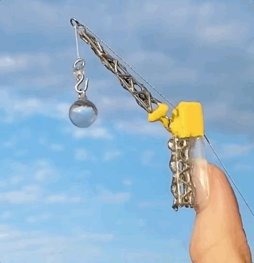 美甲师在吗？我被丑得睡不着觉