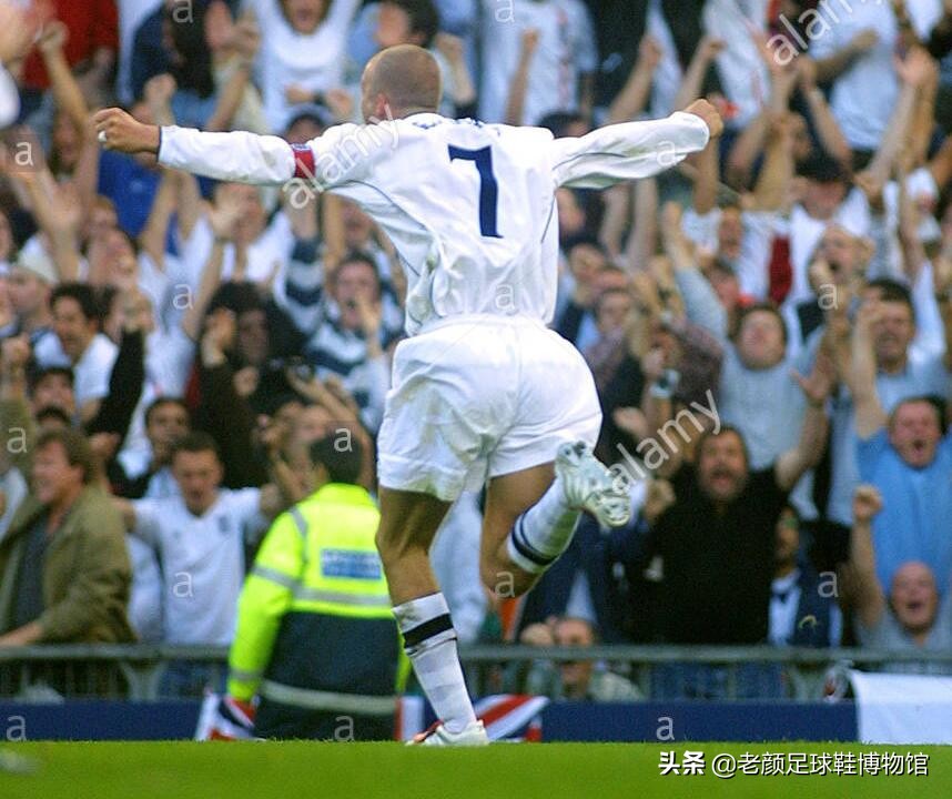 贝克汉姆最新战靴,贝克汉姆穿过什么球鞋