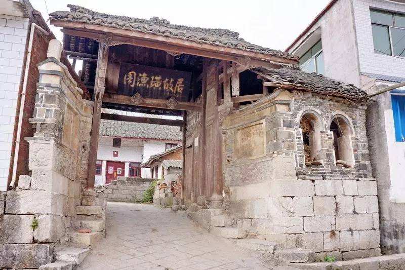 贵州人文古迹,贵州保存最完整的古建筑群