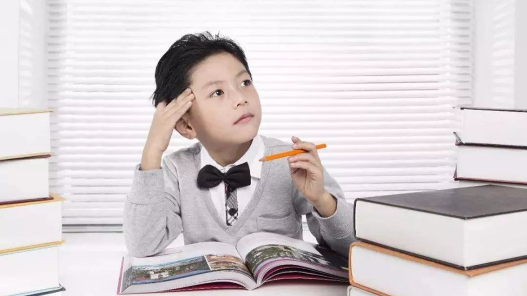 孩子注意力不集中上课走神怎么办,上课开小差注意力不集中