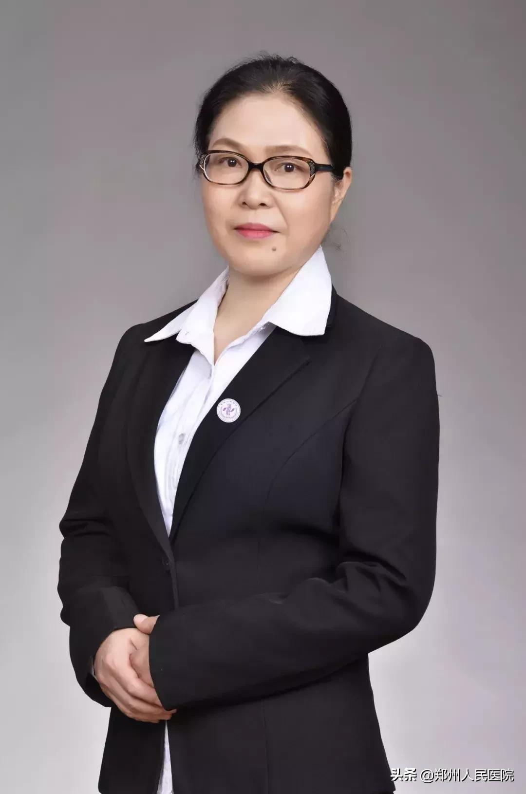 一岁孩子全是坏牙,一岁半宝宝牙齿有色素