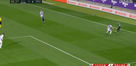 致敬外星人罗纳尔多,罗纳尔多皇马钟摆式过人