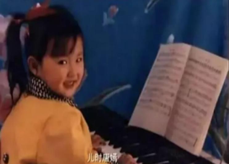 关于唐嫣的傻白甜的视频,真正的傻白甜唐嫣