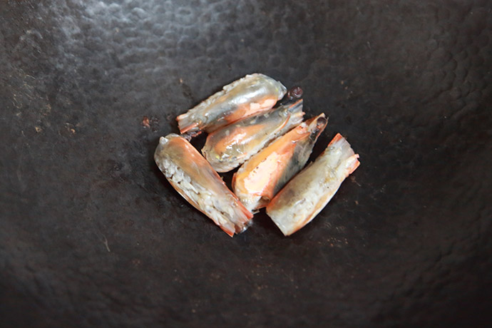 鲜虾粥怎么煮才能更好吃,鲜虾粥这样做才是鲜香的正确做法