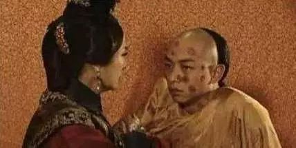 末代皇帝与太监告别,末代皇帝跟历史的对比