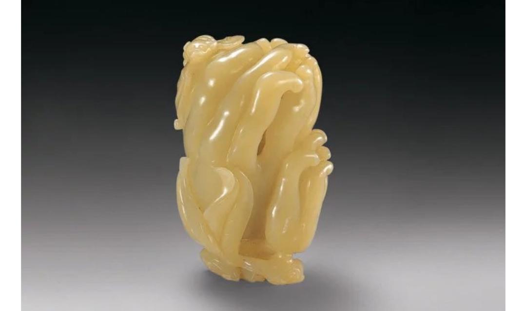 羊脂玉的价值排名第一,和田黄玉羊脂白玉