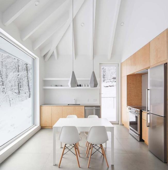 在这个冷漠的世界温暖的活着,在冷漠荒芜的世界拾出温暖