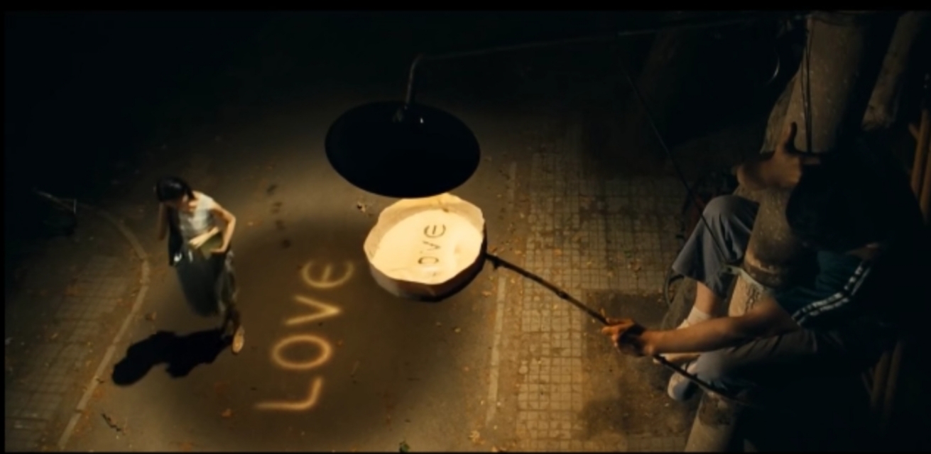 最好的爱情是心灵门当户对,爱情需要三观一致不然就是折磨