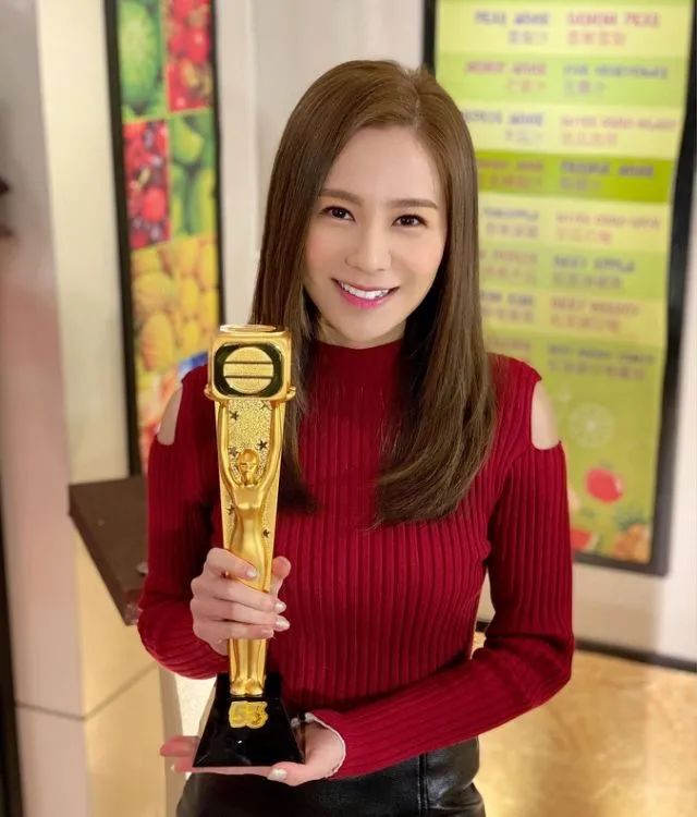 29岁tvb小花现状,tvb小花第一次承认恋情