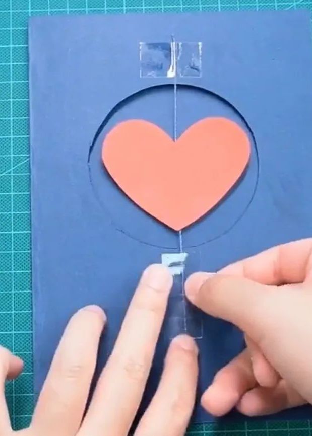 国庆节关于赞美祖国的手工制作,怎么用橡皮泥做关于祖国的手工