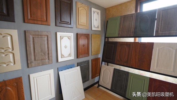 模压门板厨房好吗,衣柜柜门模压门板