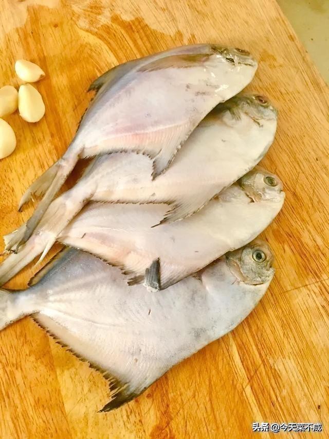 饭店大厨做平鱼最好吃的做法,美食平鱼的制作