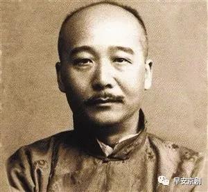 程砚秋咋死的,程砚秋晚年影像