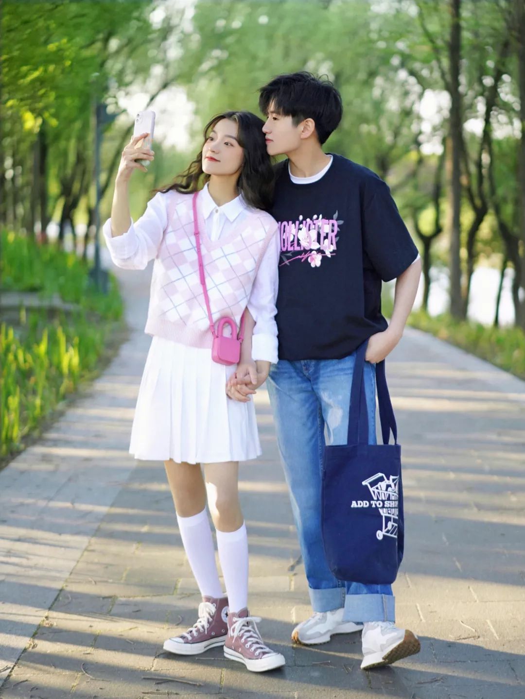 春天穿搭情侣高级感,又到了一起穿情侣装的季节啦