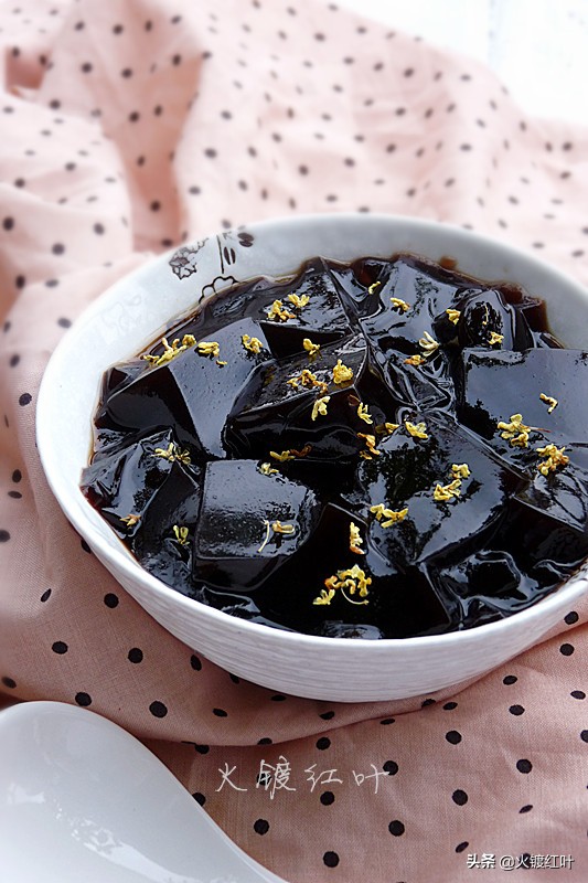 自制龟苓膏清热消暑的必备饮品,消暑佳品龟苓膏的做法