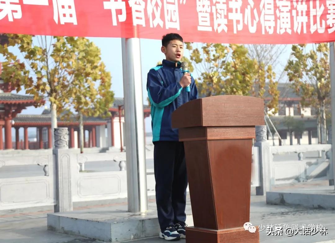 经典润心灵书香溢校园朗诵演讲稿,朗诵书香伴我成长演讲优秀视频