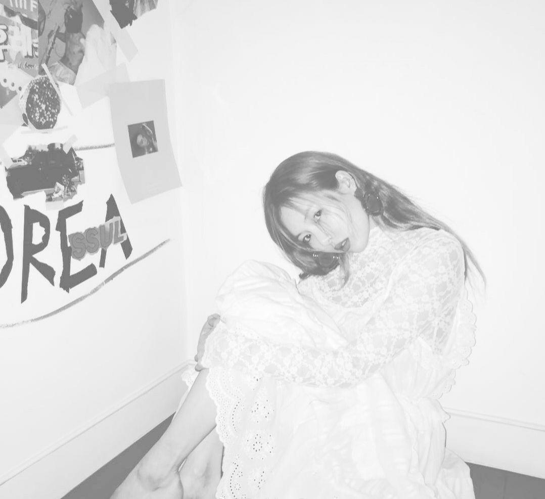 泫雅和男友秀恩爱视频,泫雅ins和男友晒牵手照大秀恩爱