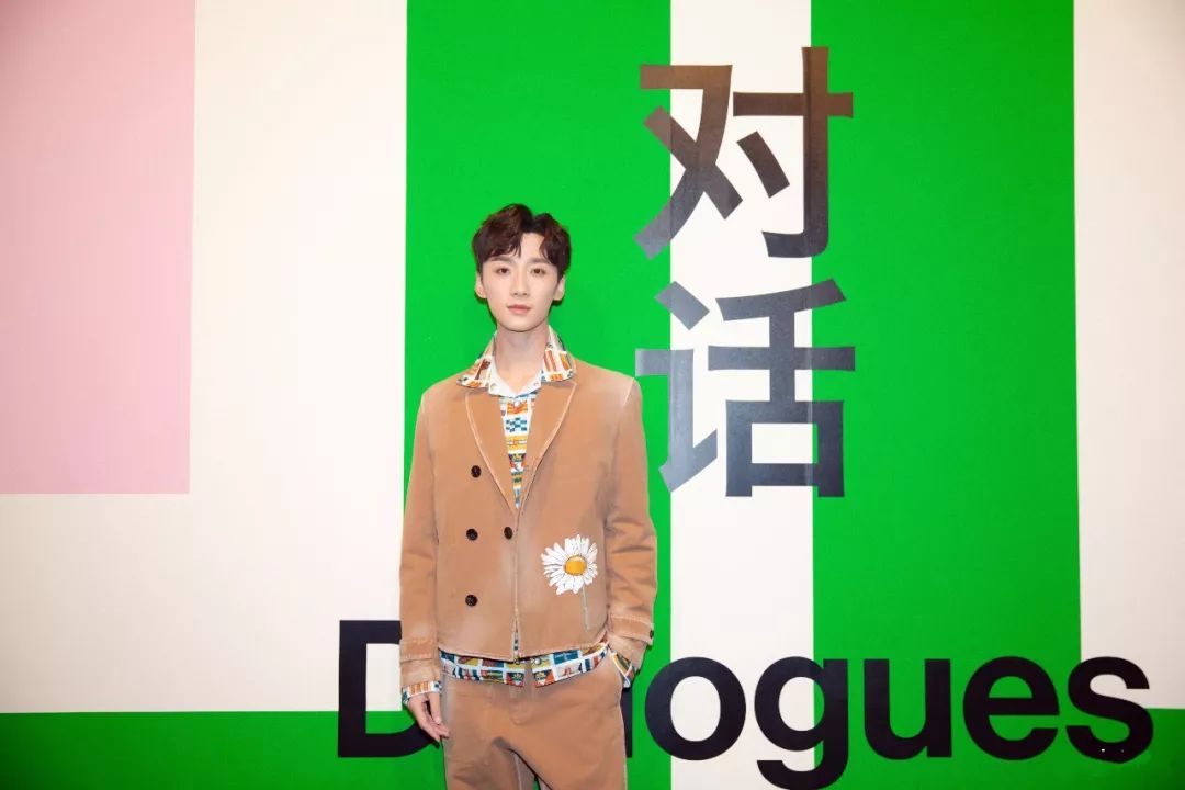 国际超模刘雯何穗,何穗刘雯谁的出场费高