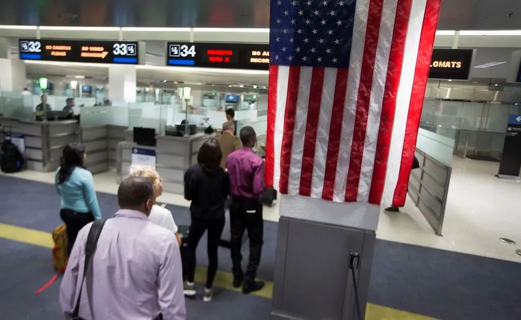 多名学生被美国取消录取资格,学生被美国大学录取