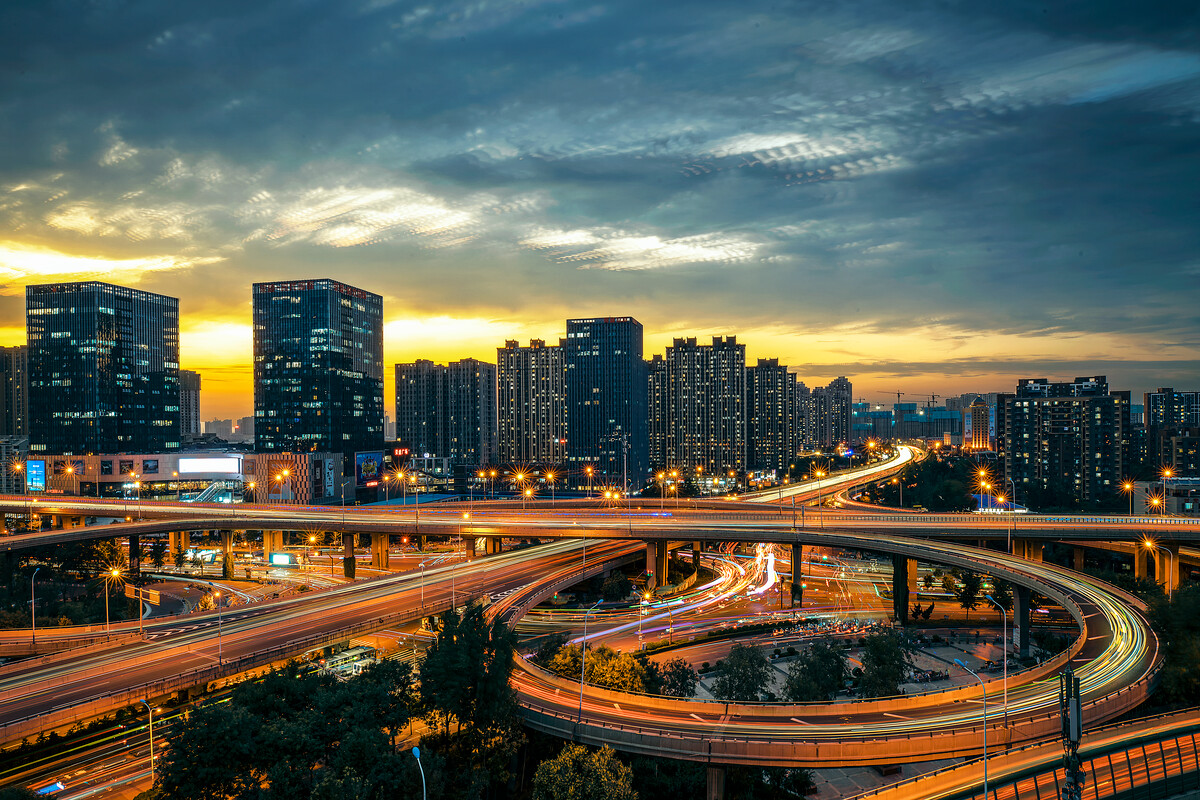 东强西兴南美北起中优啥意思,东强西兴南美中优