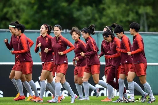 贾秀全执教中国女足500天,女足贾秀全流泪