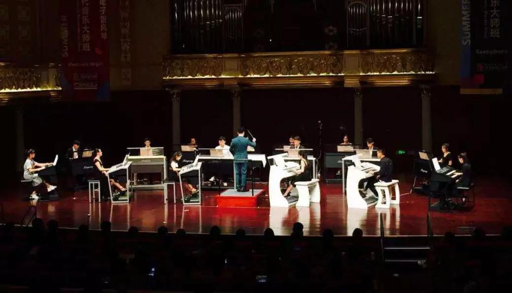 鍗氳壓鑹烘湳鍩硅涓績璐靛窞,鍗氳壓鐞磋鍚変粬鑰佸笀