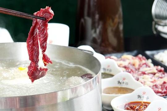 花万里餐饮设计公司,花万里餐饮全案策划设计