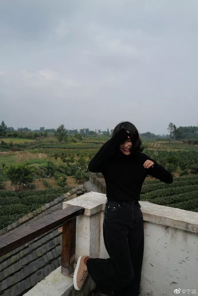 十年前的美女主播去哪了,十年前离开央视的女主持人