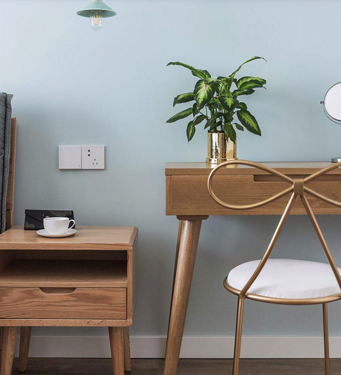 130平客厅才5.7米横厅设计,30平阳台客厅餐厅一体设计