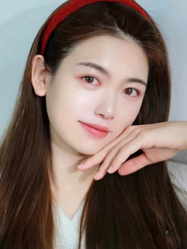 雅诗兰黛眼霜对眼纹有效果吗,雅诗兰黛眼霜抗皱去细纹深度保湿