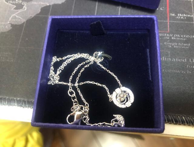 为女朋友挑选礼物很难过,为女朋友挑选心仪珠宝