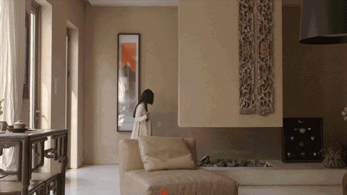 她买下别人挑剩的渣户型，花10年任性改造，浴缸像床那么大