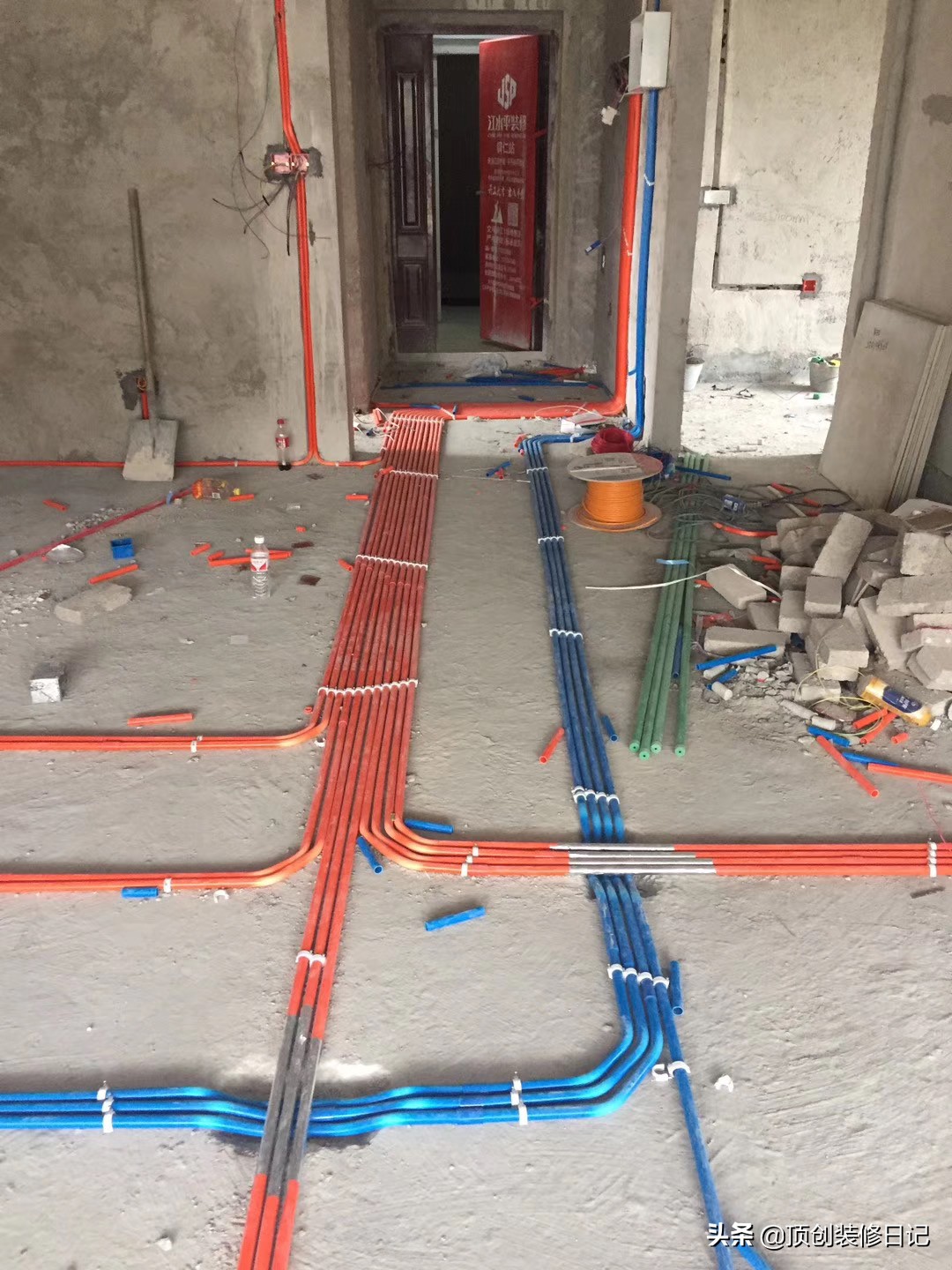 128平现代轻奢实景,128平轻奢风格效果图