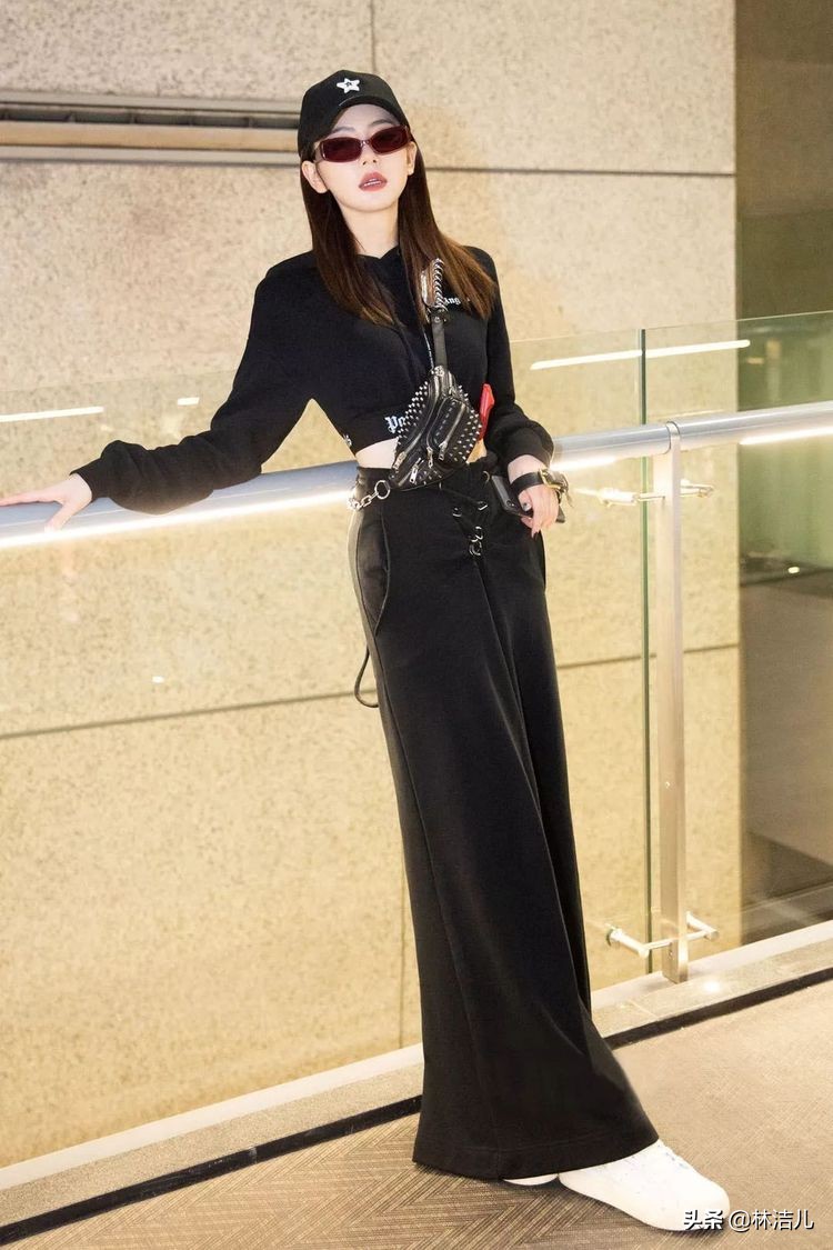 一年四季都是阔腿裤,四季都可穿的显瘦白色阔腿裤