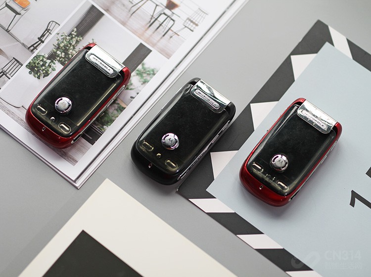 摩托罗拉a系列哪个型号最好,摩托罗拉razrv3s2018