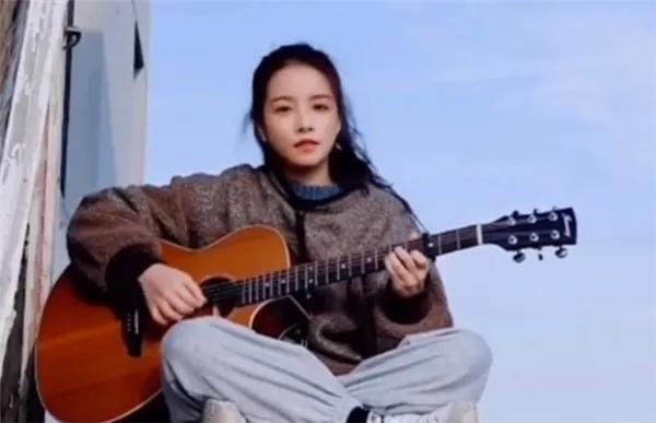 清华ai学生华智冰和真人一样吗,清华华智冰到底是机器人还是系统