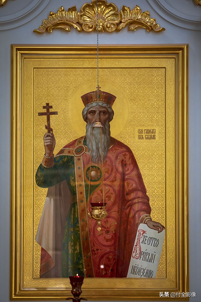 斯莫尔尼修道院主教,斯莫尔尼宫的宫殿