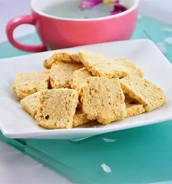 琼锅糖是陕西的吗,陕西琼锅糖是什么油做的