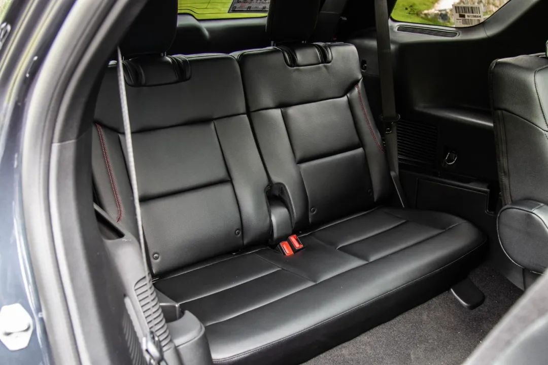 全新福特探险者选哪个配置,福特全新探险者对比途昂