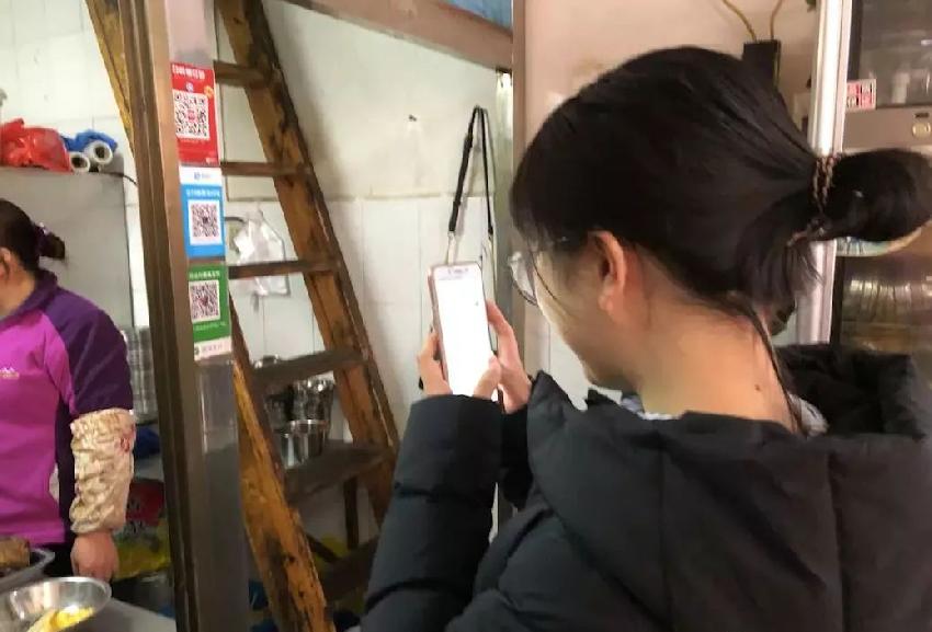 揭秘桂林米粉的生意经！地方小吃是如何开遍全国的？