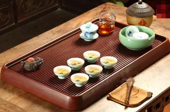 选择茶盘的技巧有哪些方法,老榆木茶盘怎么挑选