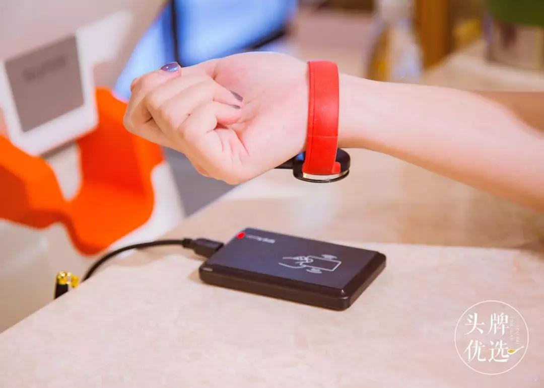 儿童汗蒸温泉儿童乐园,汗蒸大厅加儿童乐园图片