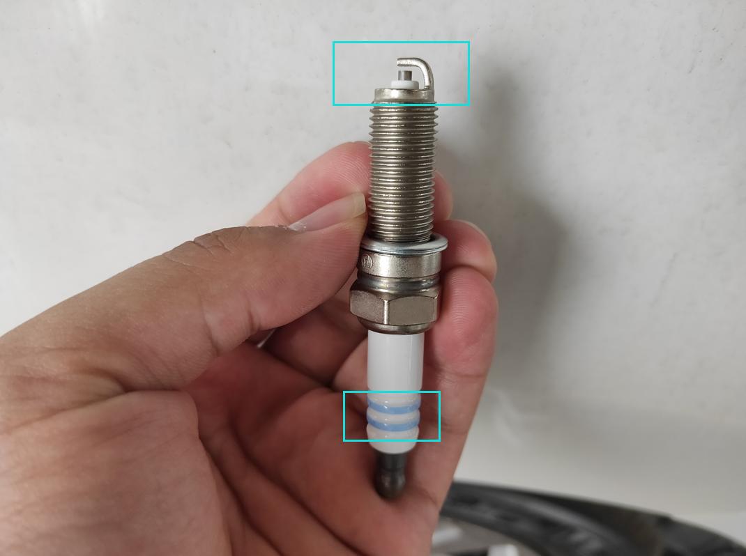 火花塞换了油耗会低么,10万公里不换火花塞有什么影响