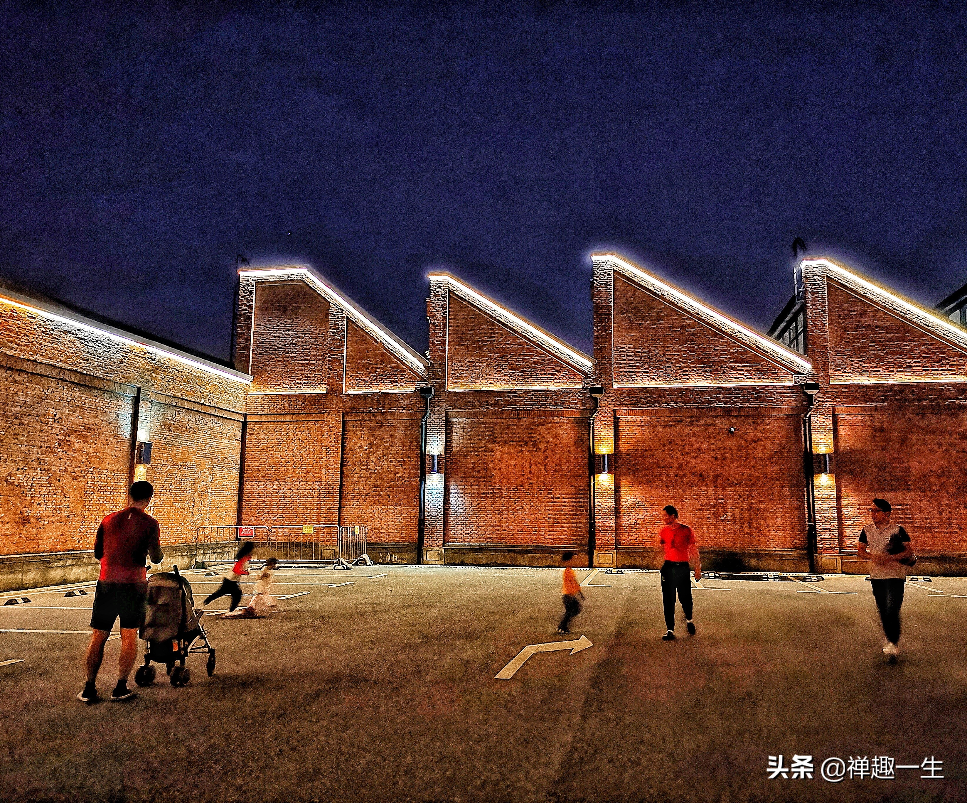 上海075两栖攻击舰在哪个区,075两栖攻击舰在上海哪里