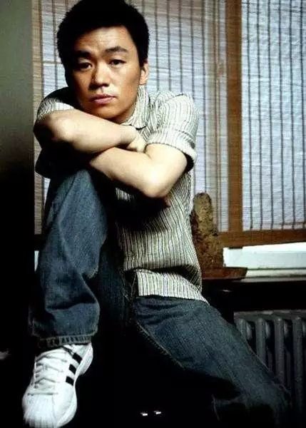 岳云鹏和郭德纲岁数差不多,哪一年岳云鹏14岁郭德纲26岁