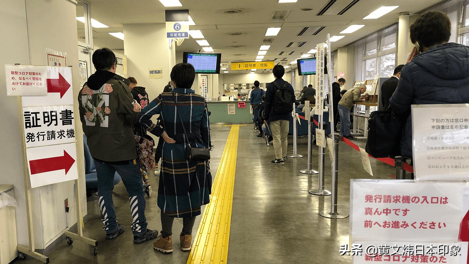 就像喜欢用现金购物一样，日本人对印章爱不释手