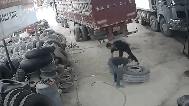 用气枪误伤同事,用气枪打猎物同伙会被判多少年