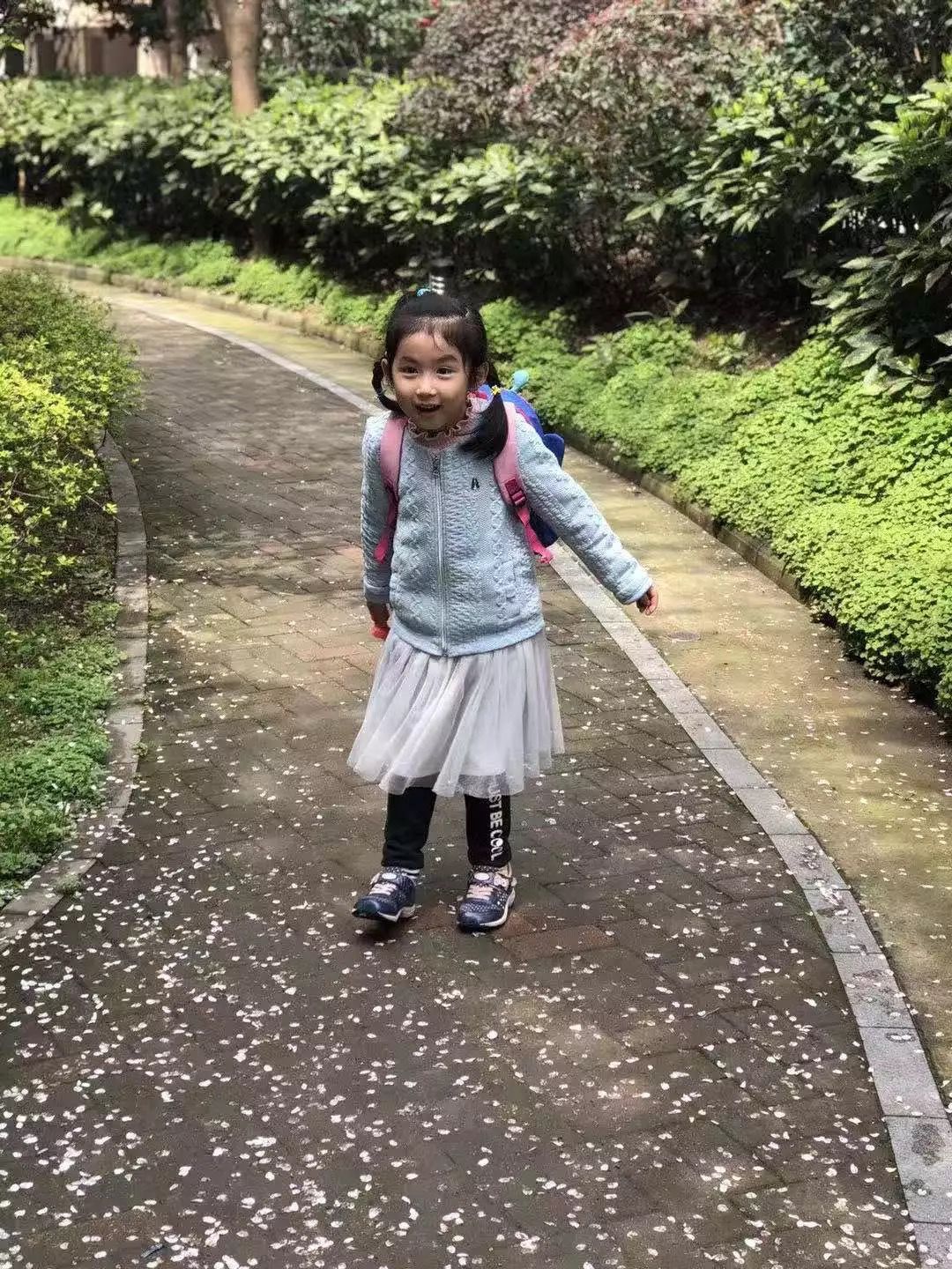 “我还没见过有那个城市的春天，能比武汉还美！”